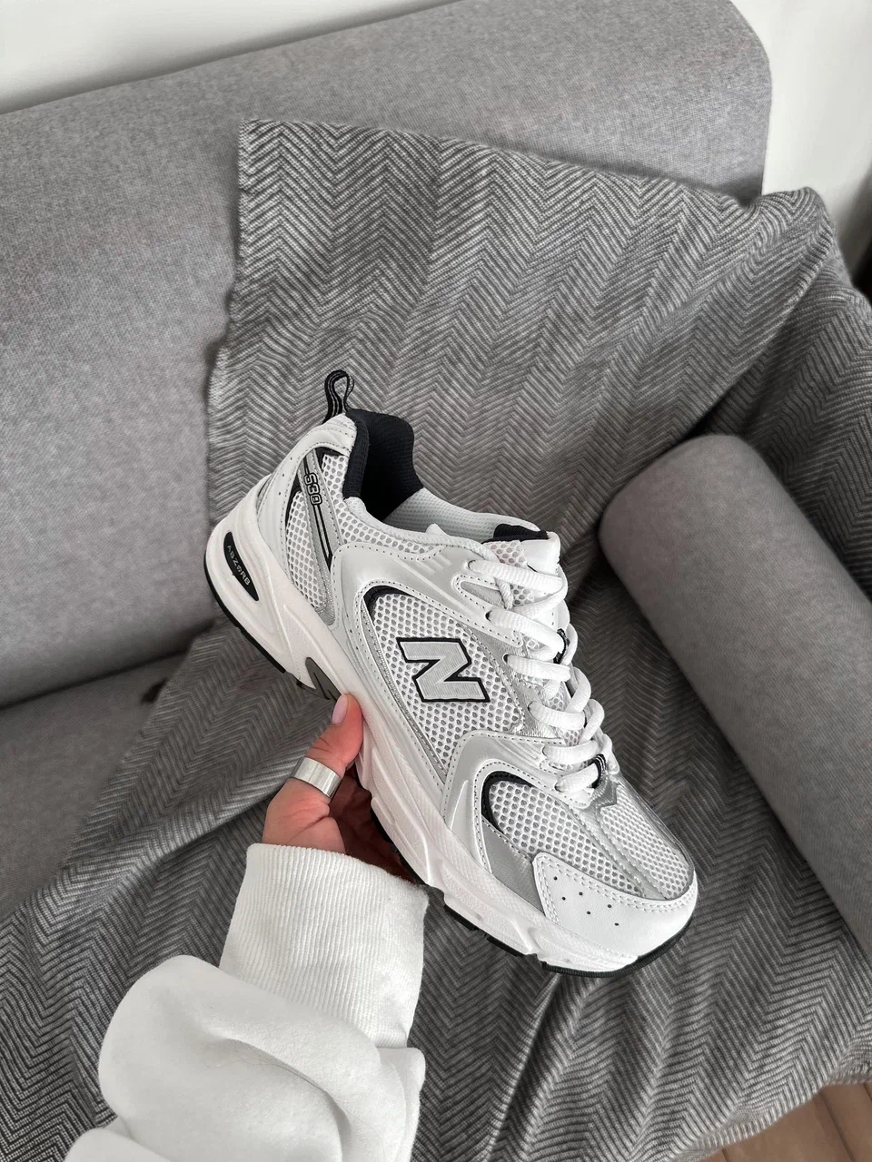 New Balance 530 White Silver Navy