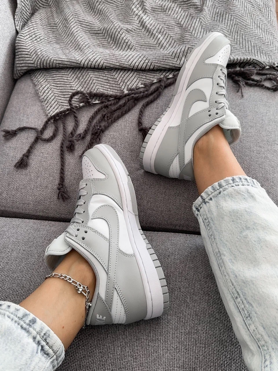 Nike Dunk Low Photon Dust