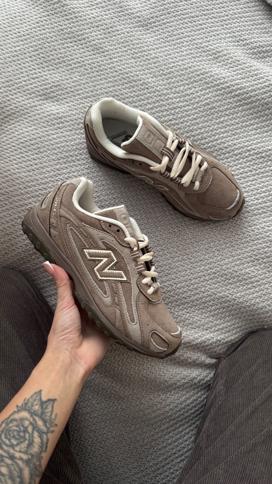 New Balance 204L Mushroom Arid Stone