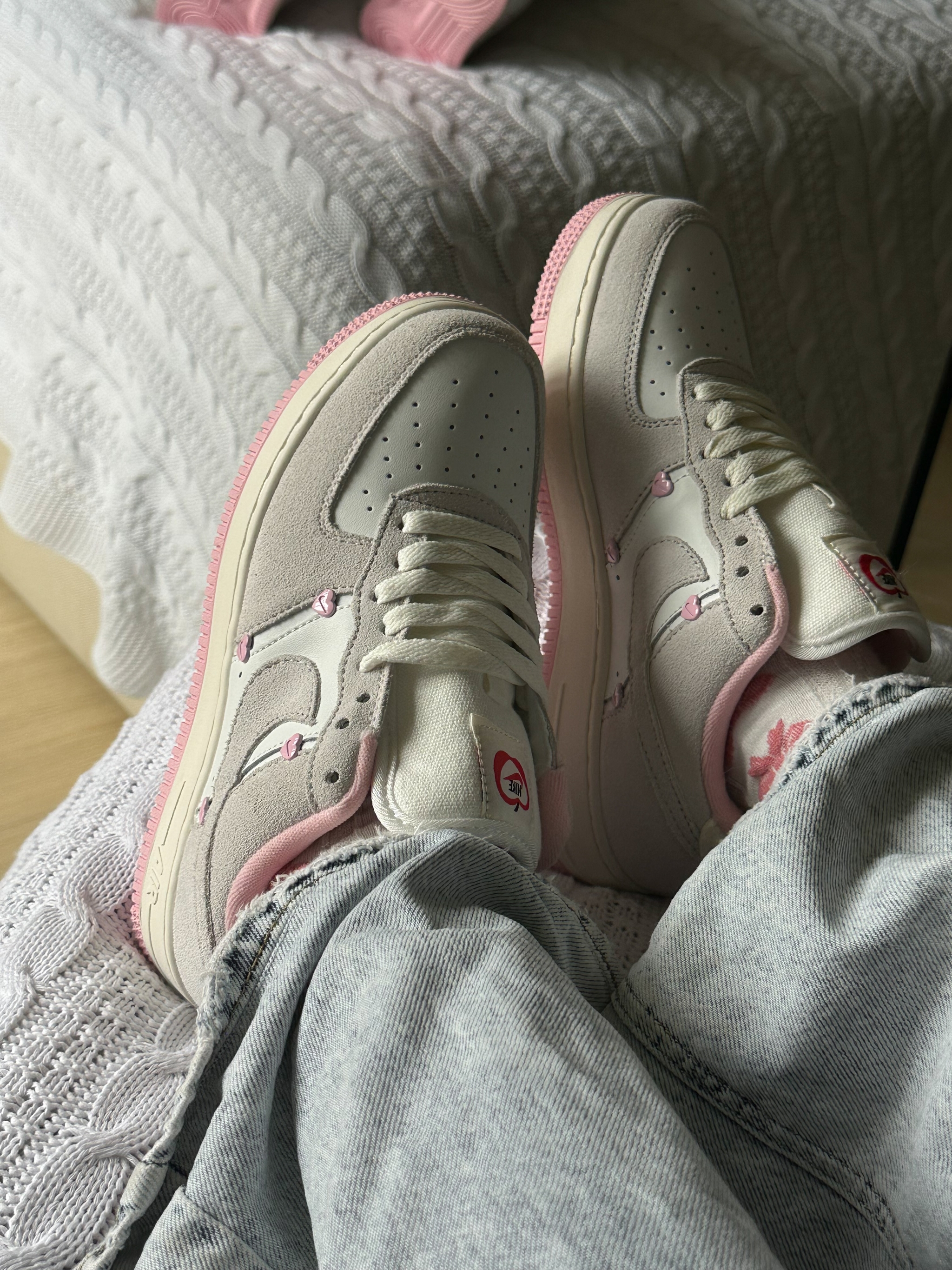 Nike Air Force 1 Low Valentine's Day 2025