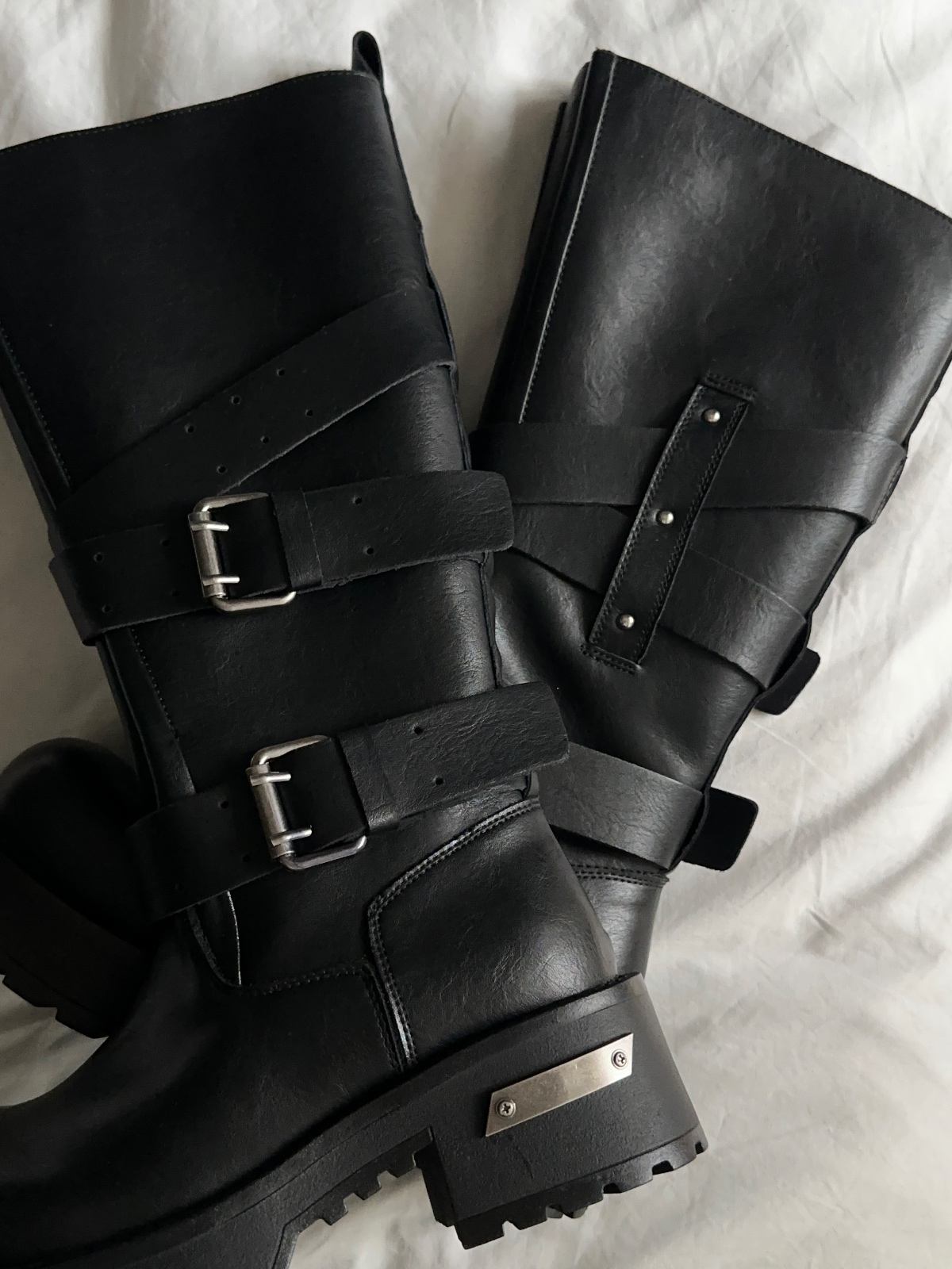 Сапоги черные в стиле гранж