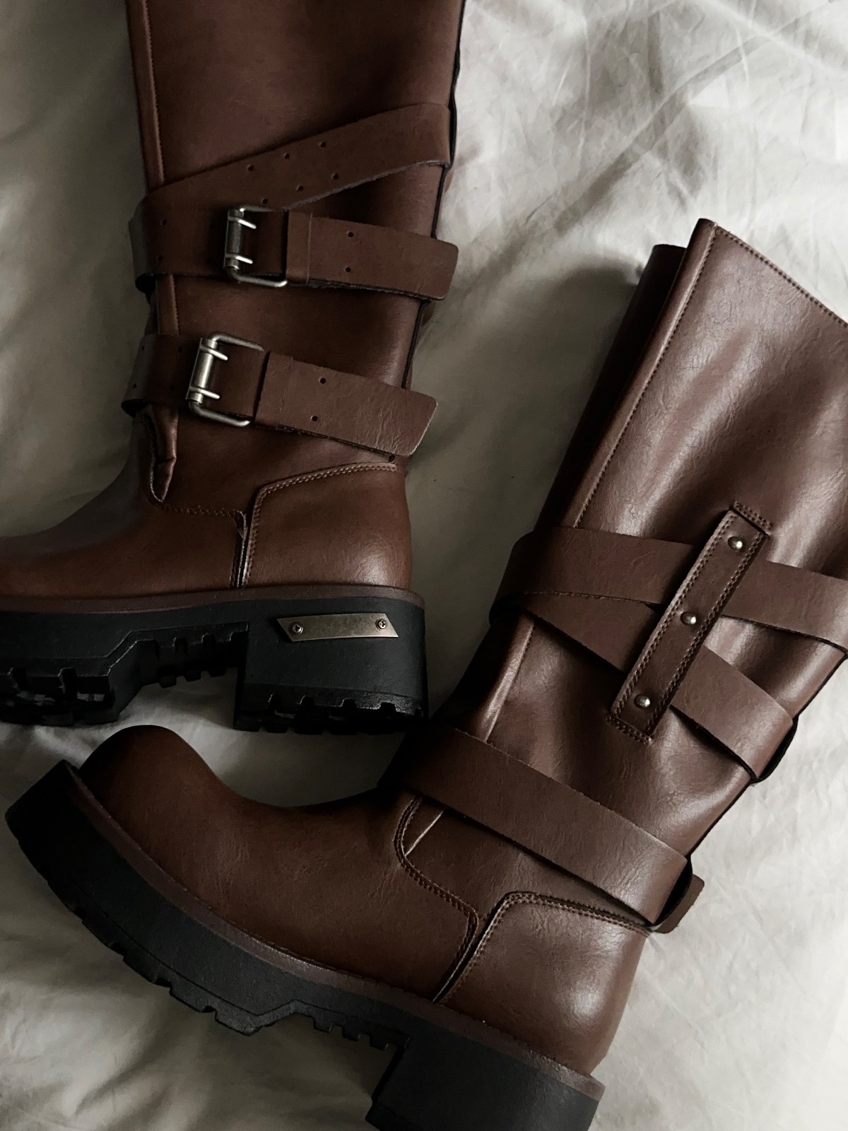 Сапоги коричневые в стиле гранж