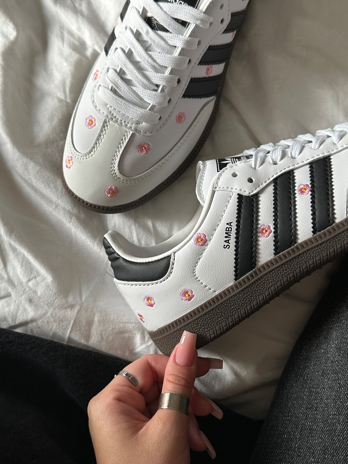 Adidas Samba OG Embroidered Floral White