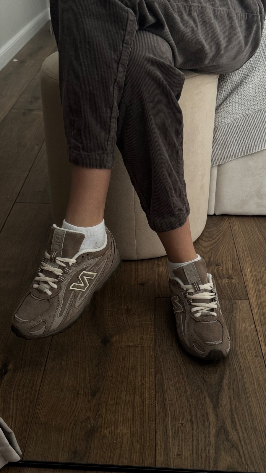 New Balance 204L Mushroom Arid Stone