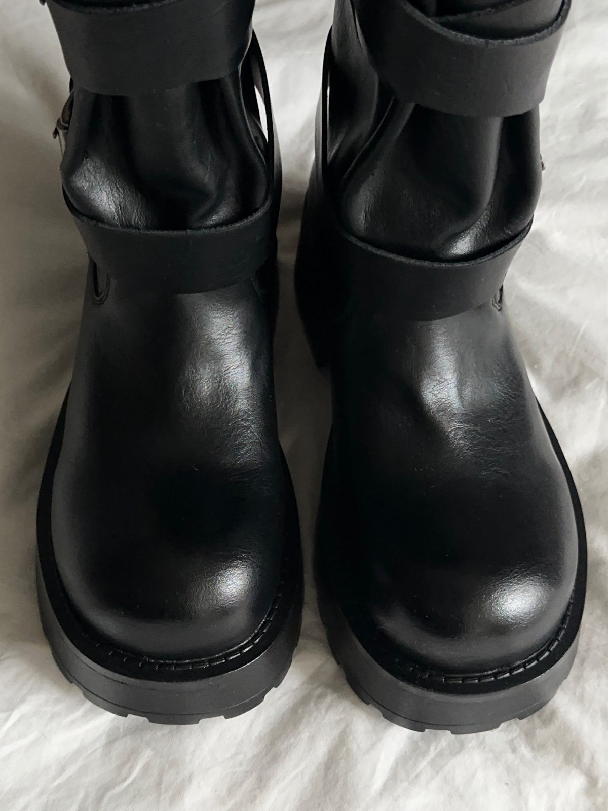 Сапоги черные в стиле гранж